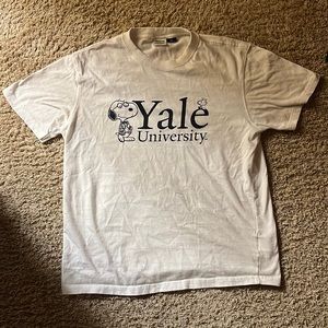 Peanuts snoopy Yale shirt
